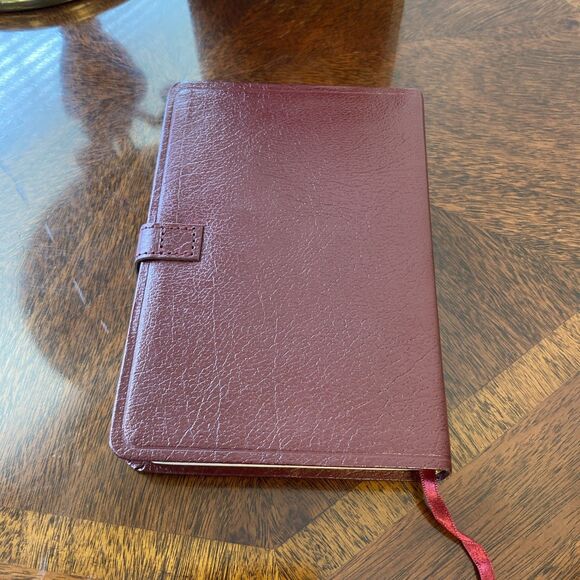 HCSB MARINE'S BIBLE By Holman Bible Staff With Slide Tab Closure (see Photos) - Picture 8 of 13